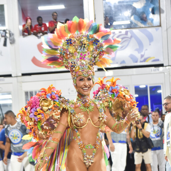 Carnaval 2023: fantasia de Sabrina Sato é intitulada 'A Flor da Festa'