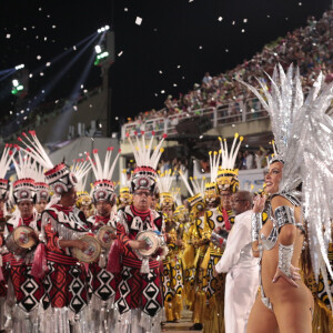 No Carnaval 2023, Paolla Oliveira mostrou que sabe comandar a multidão como poucas!