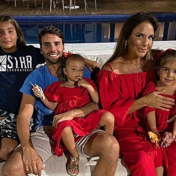 Ivete Sangalo e Daniel Cady também são pais das gêmeas Marina e Helena