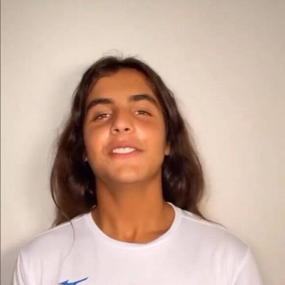 Internautas afirmaram que Marcelo de cabelo longo era muito parecido com Ivete Sangalo