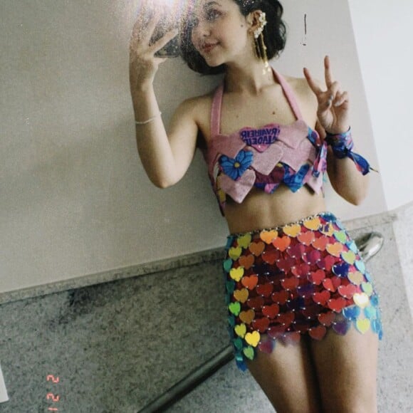 Klara Castanho agradeceu ao espaço concedido pelo 'Altas Horas', programa que ela pessoalmente escolheu para falar pela primeira vez sobre o assunto