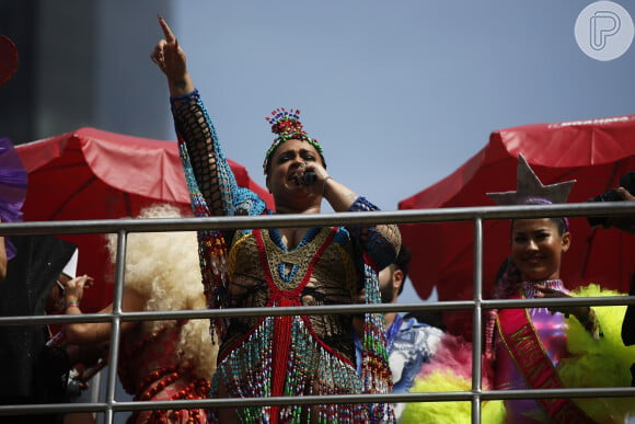 Preta Gil não desfilou com seu tradicional bloco neste Carnaval por conta do tratamento