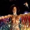 Em 1996, Valéria Valenssa deixou os seios à mostra na vinheta de Carnaval da Globo