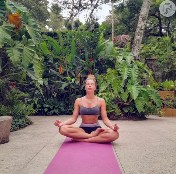 Graças à yoga, Grazi Massafera conseguiu controlar a ansiedade