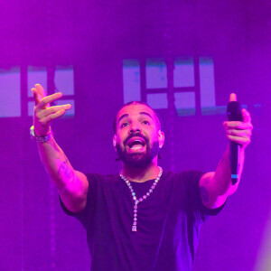 No Rock in Rio, Drake não falou com os fãs que estavam no aeroporto