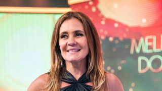 Adriana Esteves em momento 'gente como a gente': veja raríssimo flagra da vida pessoal da atriz
