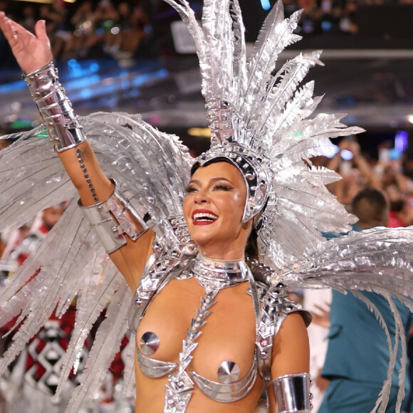 Paolla Oliveira foi um dos principais destaques do Carnaval carioca