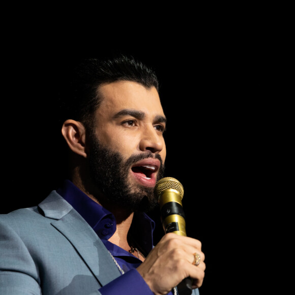 Gusttavo Lima utilizou as redes sociais para dar explicações ao público mineiro