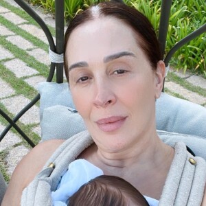 Claudia Raia foi alvo de ataques por postar foto com filho caçula sem maquiagem