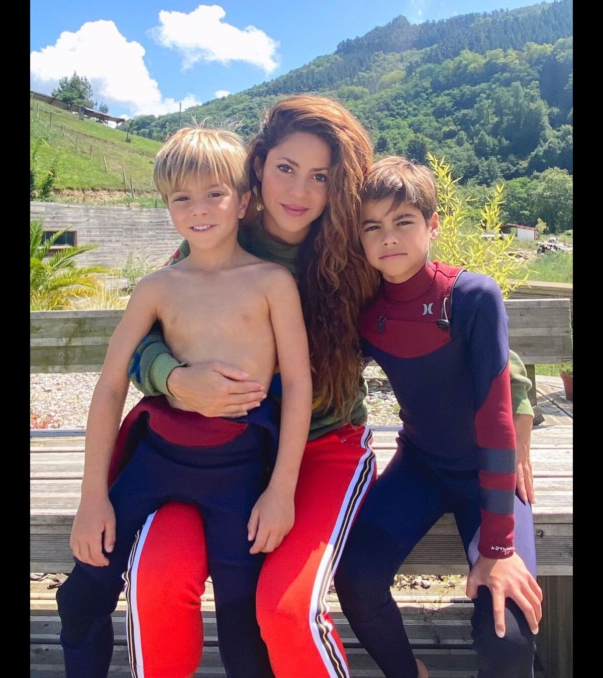 Foto: Shakira atualmente mora em Miami, nos Estados Unidos, com os dois
