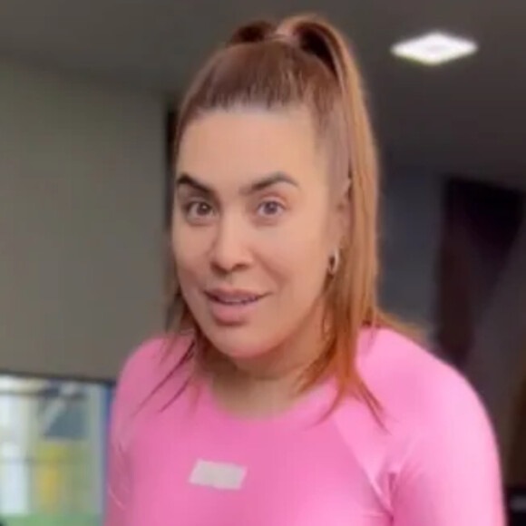 Naiara Azevedo compartilhou rotina de exercícios para manter curvas