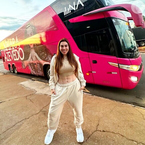 Foto Naiara Azevedo Fez Lipo Hd Na Barriga Para Ficar Com Abdômen Mais Definido Purepeople 2830