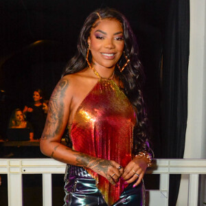 Ludmilla completou 28 anos e celebrou a data com uma festa no Rio