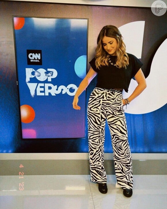 Mari Palma apresenta o 'Popverso CNN', na CNN Brasil