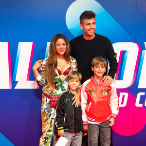 Shakira e Gerard Piqué são pais de dois filhos, Sasha e Milan