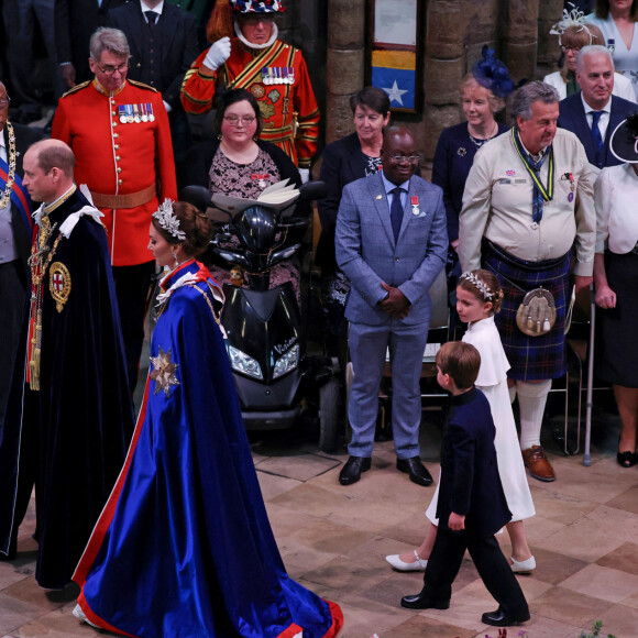 Kate Middleton chega na Abadia de Westminster para a coroação de Rei Charles III