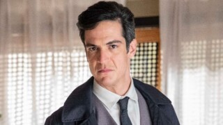 'Parece um tripé'! Mateus Solano tem intimidade exposta em ocasião inusitada e tamanho de parte íntima choca fãs