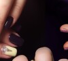 Glitter na unha decorada! Mais de 25 fotos de nail arts comprovam: essa trend agrada das minimalistas às extravagantes