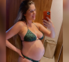Bárbara Evans anunciou, nesta segunda-feira (16), que está grávida de gêmeos