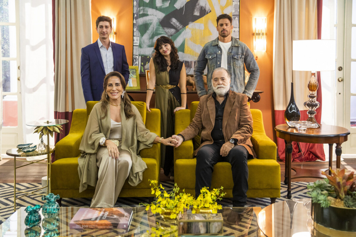 Foto Fam Lia De Irene Gloria Pires Vai Encarar Duas Trag Dias Na Novela Terra E Paix O