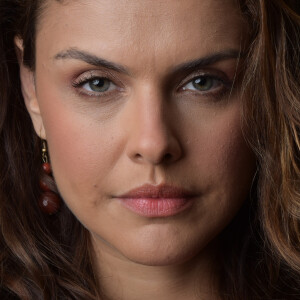 Bateseba (Paloma Bernardi) se revolta quando Damáris chega em sua casa na sexta temporada da série/novela 'Reis'