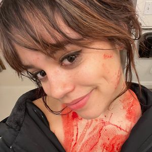 Jenna é a protagonista de Wandinha e atualmente tem 40 milhões de seguidores.