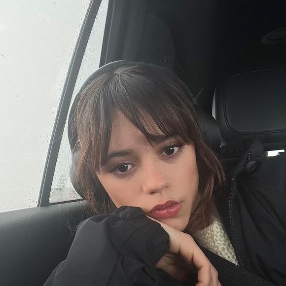 Apesar de ter ganhado muitos seguidores e fama, Jenna Ortega permanecem solteira.