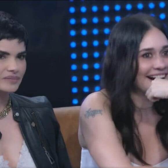 Antes de Travessia começar, Alessandra Negrini foi com parte do elenco da trama para o Domingão.