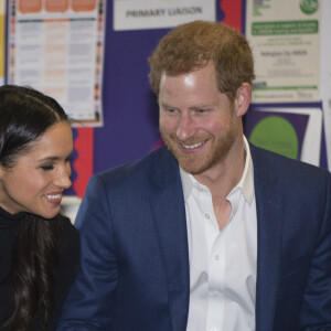 Príncipe Harry disse que faria uma chamada de Facetime com Meghan Markle e os filhos