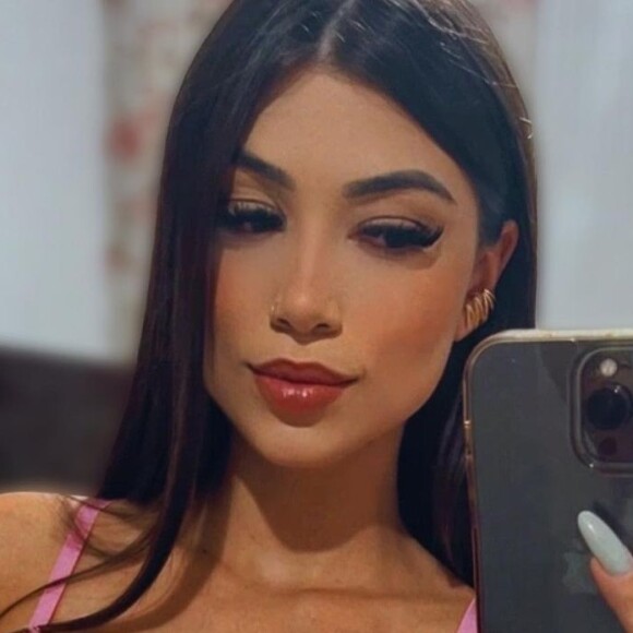 Influenciadora Nicole de Souza recebeu duras críticas após divulgar conversa com Neymar