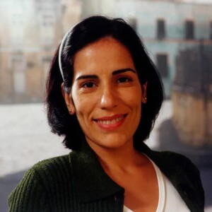 Gloria Pires também puxou o elenco da novela 'Anjo Mau', como a babá Nice, em 1997