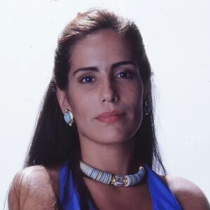 Gloria Pires esteve em papel duplo com Ruth e Raquel na novela 'Mulheres de Areia' (1993)