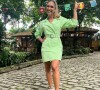 Vestido verde claro com mangas 3/4 foi aposta da apresentadora Talitha Morete