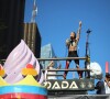 Ratinho pede para que Parada LGBTQIAPN+ de São Paulo se mude para o Sambódromo, ignorando o fato de que ato reuniu público maior do que o estabelecimento citado permite