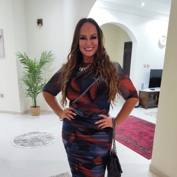 Nadine Gonçalves também não apareceu em nenhuma foto durante o Chá Revelação da neta