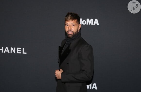 Ricky Martin se afastou da família após acusações de incesto