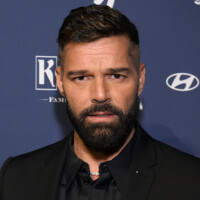 Ricky Martin teria traído o ex-marido com um ator pornô. Entenda!