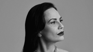 Autoestima aos 60+! Luiza Brunet revela cuidados em papo sincero sobre maturidade e beleza. 'Sem ter vergonha'