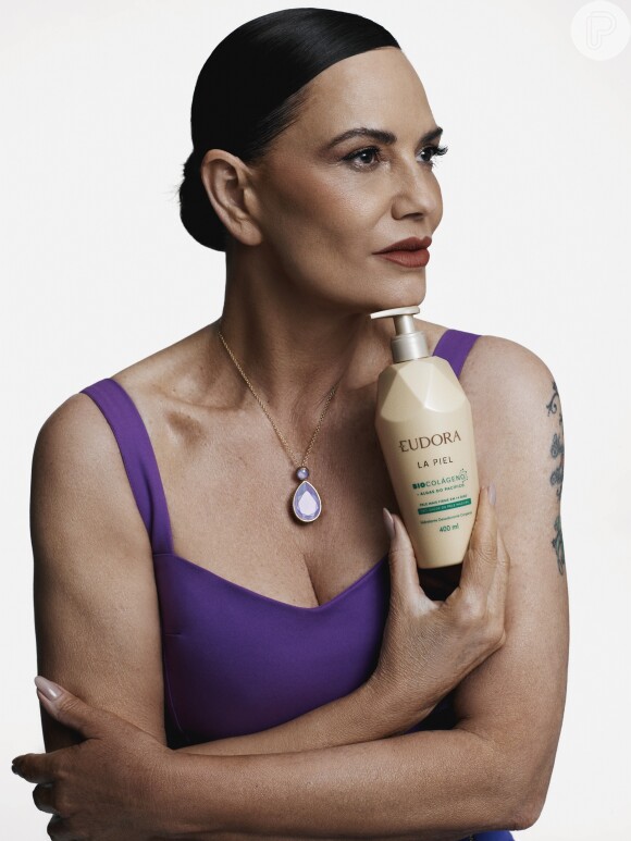 Luiza Brunet é o rosto da nova campanha da Eudora, que celebra a pele madura