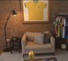 Ex-"BBB" Fred tem memorabília de futebol em duplex de luxo, incluindo camisa do Brasil autografada por Pelé