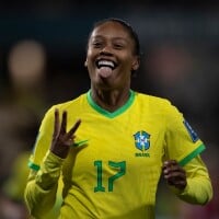 Conheça Ary Borges, jogadora do Brasil que abriu placar na estreia da Seleção na Copa e homenageou Marta com dancinha