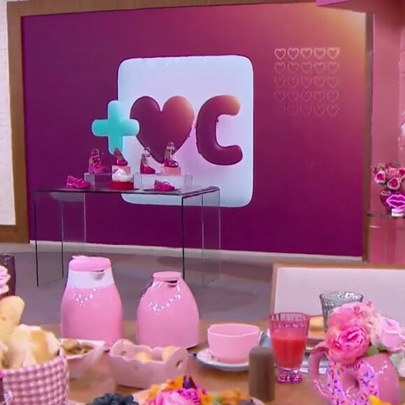 Cenário do 'Mais Você' também ganhou as cores de Barbie