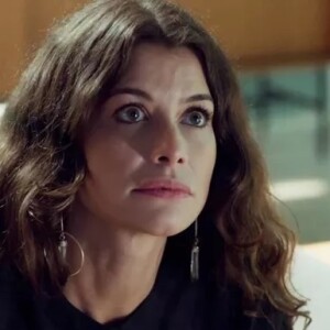 Alinne Moraes interpretou a fútil Bárbara da novela 'Um Lugar ao Sol' e agora será Jânia em nova novela da Globo.