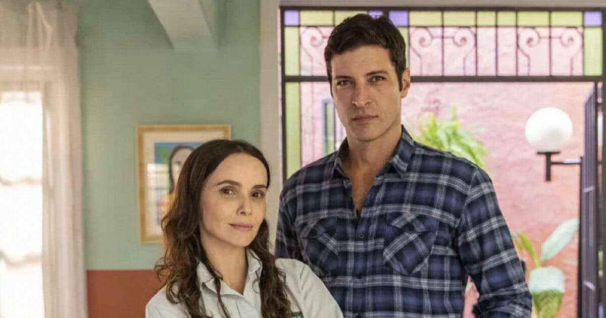 Novela Terra E Paixão Marino E Lucinda Vão Finalmente Dar O Primeiro