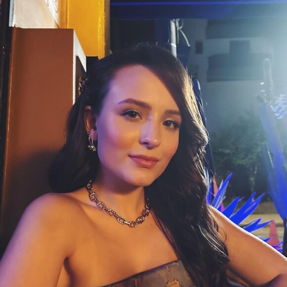 Larissa Manoela: diversas marcas que têm a atriz como garota propaganda já estão se desvencilhando da antiga firma. As informações são da colunista Fábia Oliveira, do Metrópoles