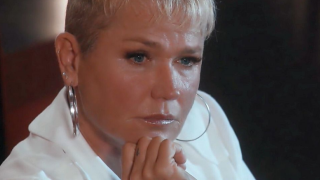 Xuxa é chamada de 'Barbie do Brasil' por jornal dos EUA e assume falta de diversidade em programas: 'Que trauma eu botei'
