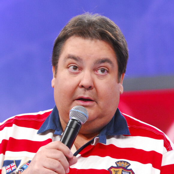 Filho de Faustão passou a noite com o pai no hospital