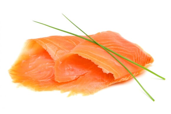 O salmão é um alimento nutritivo e pode ter efeitos positivos também para pele