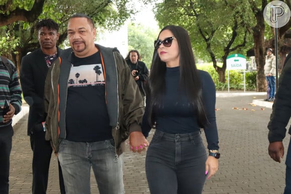 Velório de MC Marcinho aconteceu em um cemitério na Zona Portuária do Rio