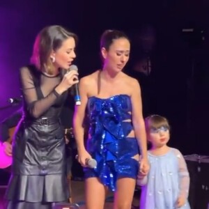 Tata Werneck convidou Sandy para sua festa de aniversário e acabou se emocionando ao dividir o palco com a cantora e a filha